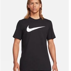 Nike Dri FIT Men Large Black Short Sleeve Athletic T Shirt Swoosh Logo‎